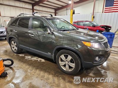 Czwarte zdjęcie samochodu z boku: 2013 KIA SORENTO EX VIN:5XYKUDA28DG329193 - miniatura