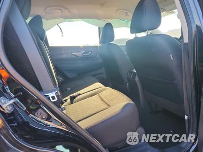 Zdjęcie 11 z 13 samochodu: 2019 NISSAN ROGUE SV VIN:5N1AT2MT0KC845259 - miniatura
