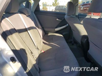 Zdjęcie 10 z 12 samochodu: 2015 TOYOTA PRIUS TWO VIN:JTDKN3DUXF0457125 - miniatura