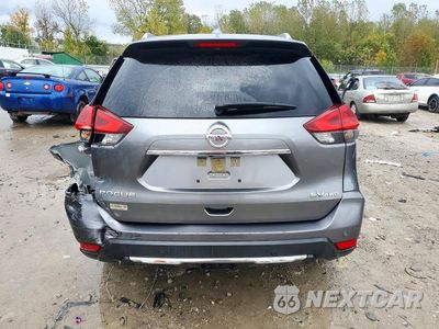 Zdjęcie 6 z 13 samochodu: 2019 NISSAN ROGUE SV VIN:JN8AT2MVXKW371572 - miniatura