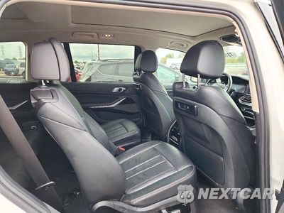 Zdjęcie 11 z 13 samochodu: 2020 BMW X7 XDRIVE40I VIN:5UXCW2C06L9B96319 - miniatura