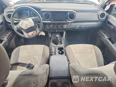 Zdjęcie 8 z 12 samochodu: 2021 TOYOTA TACOMA SR V6 VIN:3TYCZ5AN5MT014610 - miniatura