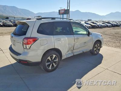Trzecie zdjęcie samochodu z tyłu: 2017 SUBARU FORESTER 2.5I PREMIUM VIN:JF2SJAEC3HH448469 - miniatura