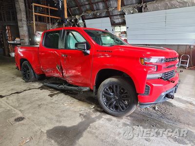 Czwarte zdjęcie samochodu z boku: 2021 CHEVROLET SILVERADO K1500 RST VIN:1GCUYEEDXMZ296777 - miniatura