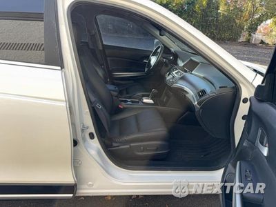 Piąte zdjęcie samochodu w środku: 2014 HONDA CROSSTOUR EXL VIN:5J6TF2H50EL000832 - miniatura