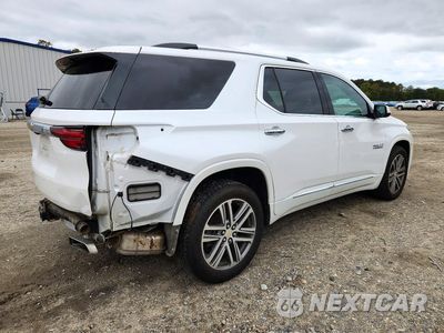 Trzecie zdjęcie samochodu z tyłu: 2022 CHEVROLET TRAVERSE HIGH COUNTRY VIN:1GNEVNKW8NJ160559 - miniatura