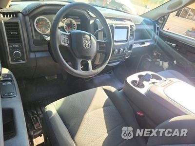 Zdjęcie 8 z 12 samochodu: 2014 RAM 1500 ST VIN:3C6JR6AT4EG254875 - miniatura