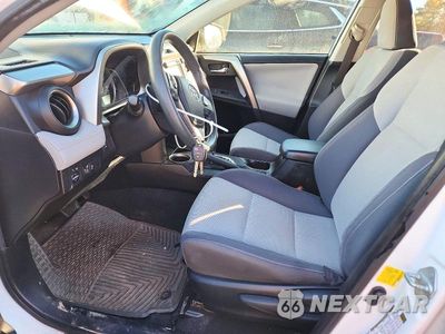 Zdjęcie 7 z 13 samochodu: 2015 TOYOTA RAV4 XLE VIN:JTMRFREV6FD117727 - miniatura