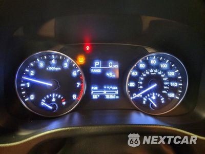 Zdjęcie 9 z 12 samochodu: 2017 HYUNDAI ELANTRA SE VIN:5NPD74LF5HH142394 - miniatura