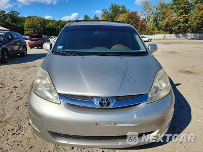 Piąte zdjęcie samochodu w środku: 2008 TOYOTA SIENNA XLE LIMITED VIN:5TDBK22C48S014448 - miniatura