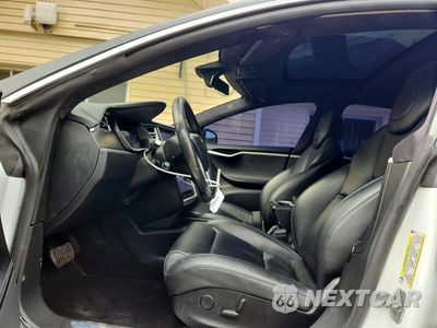 Zdjęcie 7 z 12 samochodu: 2018 TESLA MODEL S VIN:5YJSA1E29JF246621 - miniatura