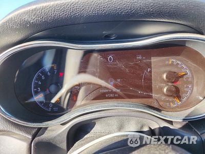 Zdjęcie 9 z 13 samochodu: 2017 JEEP GRAND CHEROKEE LAREDO VIN:1C4RJFAGXHC951058 - miniatura