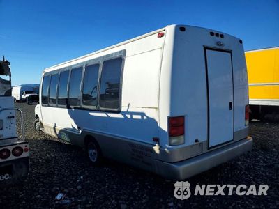 Drugie zdjęcie samochodu z przodu: 2004 FORD ECONOLINE E450 SUPER DUTY CUTAWAY VAN VIN:1FDXE45P54HB18271 - miniatura