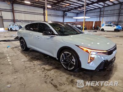 Czwarte zdjęcie samochodu z boku: 2025 KIA K4 GT LINE VIN:3KPFW4DE3SE179649 - miniatura