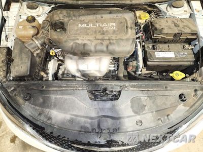 Zdjęcie 11 z 12 samochodu: 2016 CHRYSLER 200 LIMITED VIN:1C3CCCAB0GN160063 - miniatura