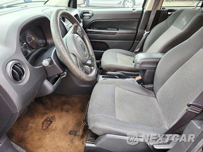 Zdjęcie 7 z 13 samochodu: 2016 JEEP COMPASS SPORT VIN:1C4NJCBA2GD611354 - miniatura