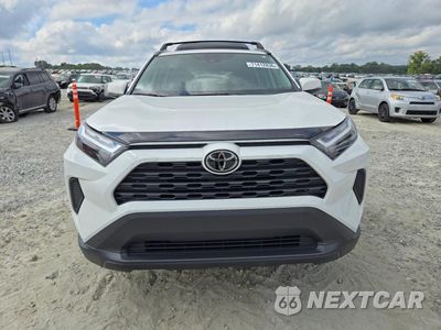 Piąte zdjęcie samochodu w środku: 2025 TOYOTA RAV4 XLE VIN:2T3W1RFV6SC307249 - miniatura