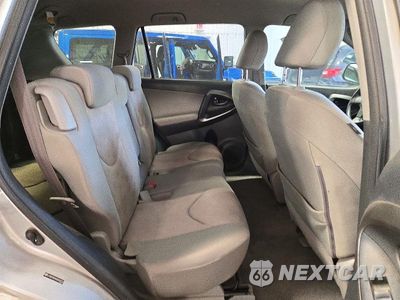 Zdjęcie 11 z 13 samochodu: 2010 TOYOTA RAV4 BASE VIN:JTMZK4DVXAD004713 - miniatura