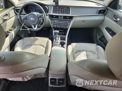 Zdjęcie 8 z 12 samochodu: 2018 KIA OPTIMA EX VIN:5XXGU4L33JG198072 - miniatura