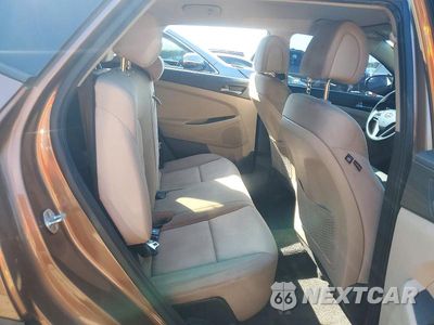 Zdjęcie 10 z 12 samochodu: 2017 HYUNDAI TUCSON SE VIN:KM8J33A43HU426277 - miniatura