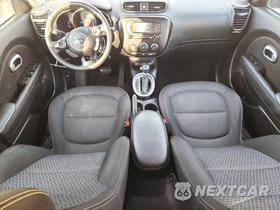 Zdjęcie 8 z 13 samochodu: 2016 KIA SOUL + VIN:KNDJP3A54G7821003 - miniatura