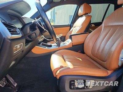 Zdjęcie 7 z 13 samochodu: 2021 BMW X5 M50I VIN:5UXJU4C06M9H14150 - miniatura