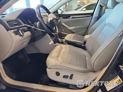 Zdjęcie 7 z 12 samochodu: 2018 VOLKSWAGEN PASSAT SE VIN:1VWBA7A33JC043378 - miniatura