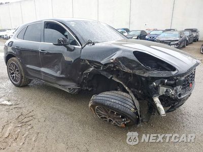 Czwarte zdjęcie samochodu z boku: 2015 PORSCHE MACAN S VIN:WP1AB2A55FLB44671 - miniatura