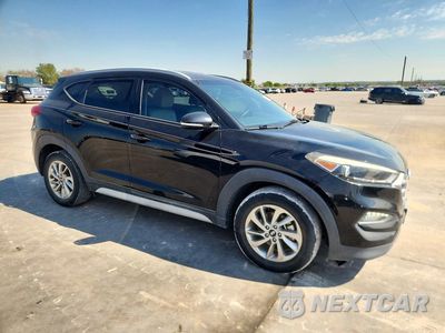 Czwarte zdjęcie samochodu z boku: 2017 HYUNDAI TUCSON SE PLUS VIN:KM8J33A45HU501738 - miniatura