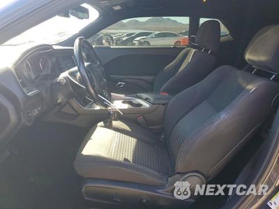 Zdjęcie 7 z 12 samochodu: 2019 DODGE CHALLENGER SXT VIN:2C3CDZAG1KH676977 - miniatura
