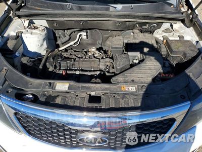Zdjęcie 12 z 13 samochodu: 2013 KIA SORENTO LX VIN:5XYKTDA68DG401046 - miniatura
