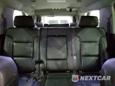 Zdjęcie 10 z 13 samochodu: 2016 CHEVROLET SUBURBAN K1500 LT VIN:1GNSKHKC7GR389516 - miniatura