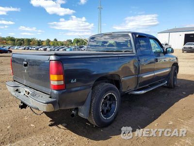 Trzecie zdjęcie samochodu z tyłu: 2005 GMC NEW SIERRA K1500 VIN:1GTEK19B55E226054 - miniatura