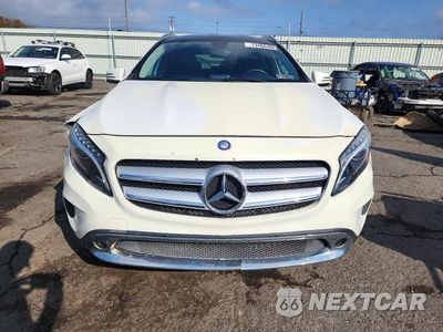 Piąte zdjęcie samochodu w środku: 2015 MERCEDES-BENZ GLA 250 4MATIC VIN:WDCTG4GB0FJ040082 - miniatura