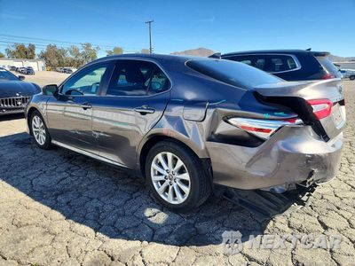 Drugie zdjęcie samochodu z przodu: 2020 TOYOTA CAMRY LE VIN:4T1C11AK6LU963798 - miniatura