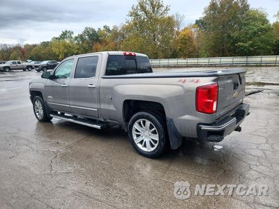 Drugie zdjęcie samochodu z przodu: 2017 CHEVROLET SILVERADO K1500 HIGH COUNTRY VIN:3GCUKTEC5HG236294 - miniatura