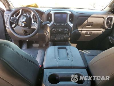 Zdjęcie 8 z 12 samochodu: 2021 CHEVROLET 1500 SILVERADO VIN:1GCUYGET5MZ423552 - miniatura