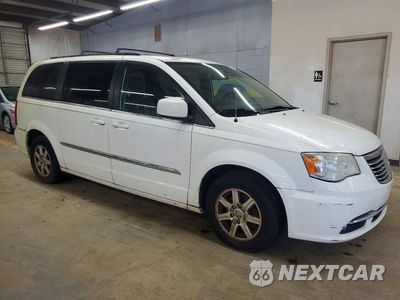 Czwarte zdjęcie samochodu z boku: 2013 CHRYSLER TOWN AND COUNTRY VIN:2C4RC1BG5DR577861 - miniatura