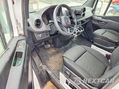 Zdjęcie 8 z 13 samochodu: 2024 MERCEDES-BENZ SPRINTER 2500 DELIVERY VAN VIN:W1Y4NBHY9RT161379 - miniatura
