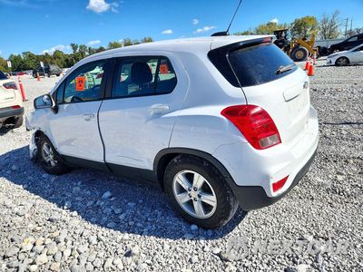 Drugie zdjęcie samochodu z przodu: 2020 CHEVROLET TRAX LS VIN:3GNCJKSB7LL162338 - miniatura