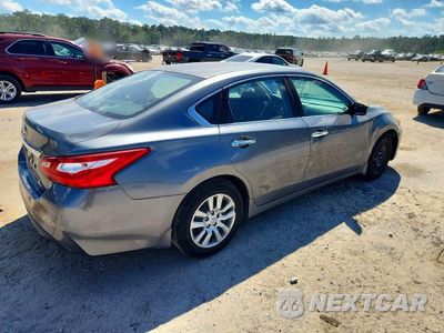 Trzecie zdjęcie samochodu z tyłu: 2016 NISSAN ALTIMA 2.5 S VIN:1N4AL3AP6GC216216 - miniatura