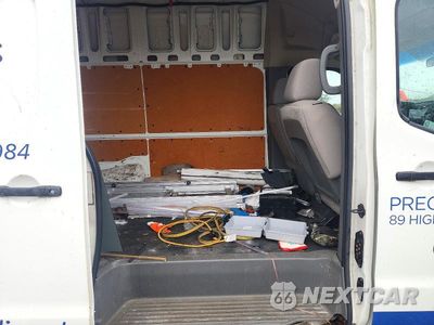 Zdjęcie 10 z 12 samochodu: 2013 NISSAN NV 2500 VIN:1N6BF0LY3DN109485 - miniatura