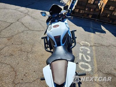Zdjęcie 6 z 9 samochodu: 2023 YAMAHA YZFR7 VIN:JYARM38Y7PA001573 - miniatura