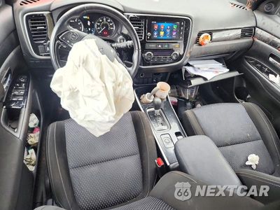 Zdjęcie 8 z 13 samochodu: 2018 MITSUBISHI OUTLANDER SE VIN:JA4AZ3A3XJZ020588 - miniatura