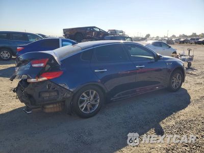 Trzecie zdjęcie samochodu z tyłu: 2019 KIA OPTIMA LX VIN:5XXGT4L30KG312615 - miniatura