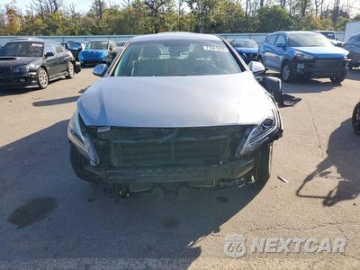 Piąte zdjęcie samochodu w środku: 2016 HYUNDAI SONATA HYBRID SE VIN:KMHE24L10GA026657 - miniatura