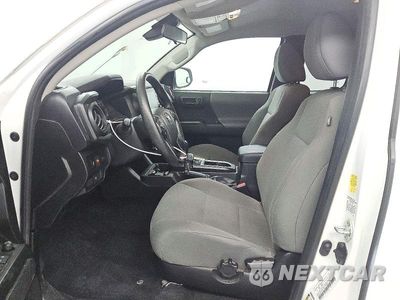 Zdjęcie 7 z 12 samochodu: 2022 TOYOTA TACOMA SR VIN:3TYRX5GN3NT057125 - miniatura