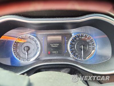 Zdjęcie 9 z 12 samochodu: 2015 CHRYSLER 200 LIMITED VIN:1C3CCCAB9FN602109 - miniatura
