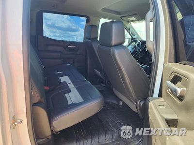 Zdjęcie 10 z 13 samochodu: 2021 CHEVROLET SILVERADO C1500 VIN:1GCPWAEF1MZ371461 - miniatura