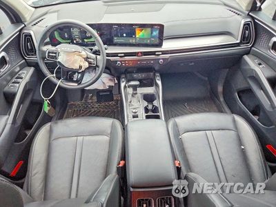 Zdjęcie 8 z 13 samochodu: 2024 KIA SORENTO EX VIN:5XYRH4JF1RG299922 - miniatura